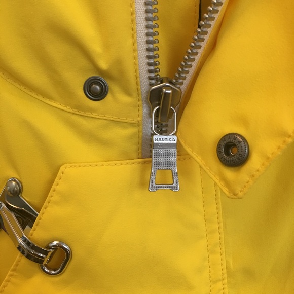MEN's Nautica - Sz Med - Yellow Rain Jacket - Picture 4 of 5